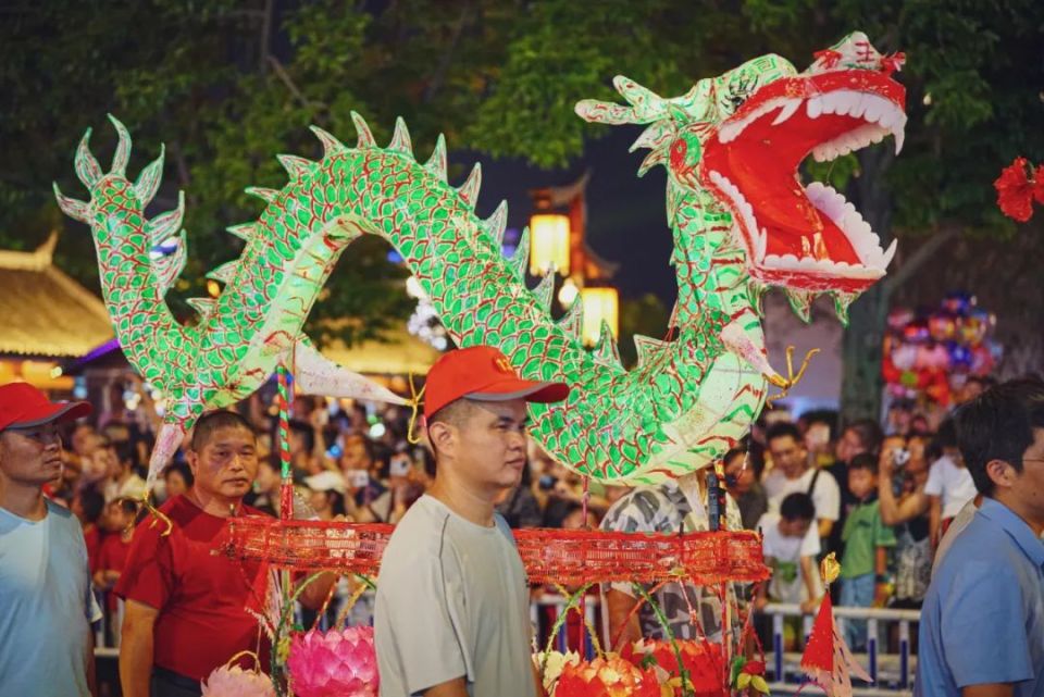 广东省福泽龙，探寻传统与现代的融合之美