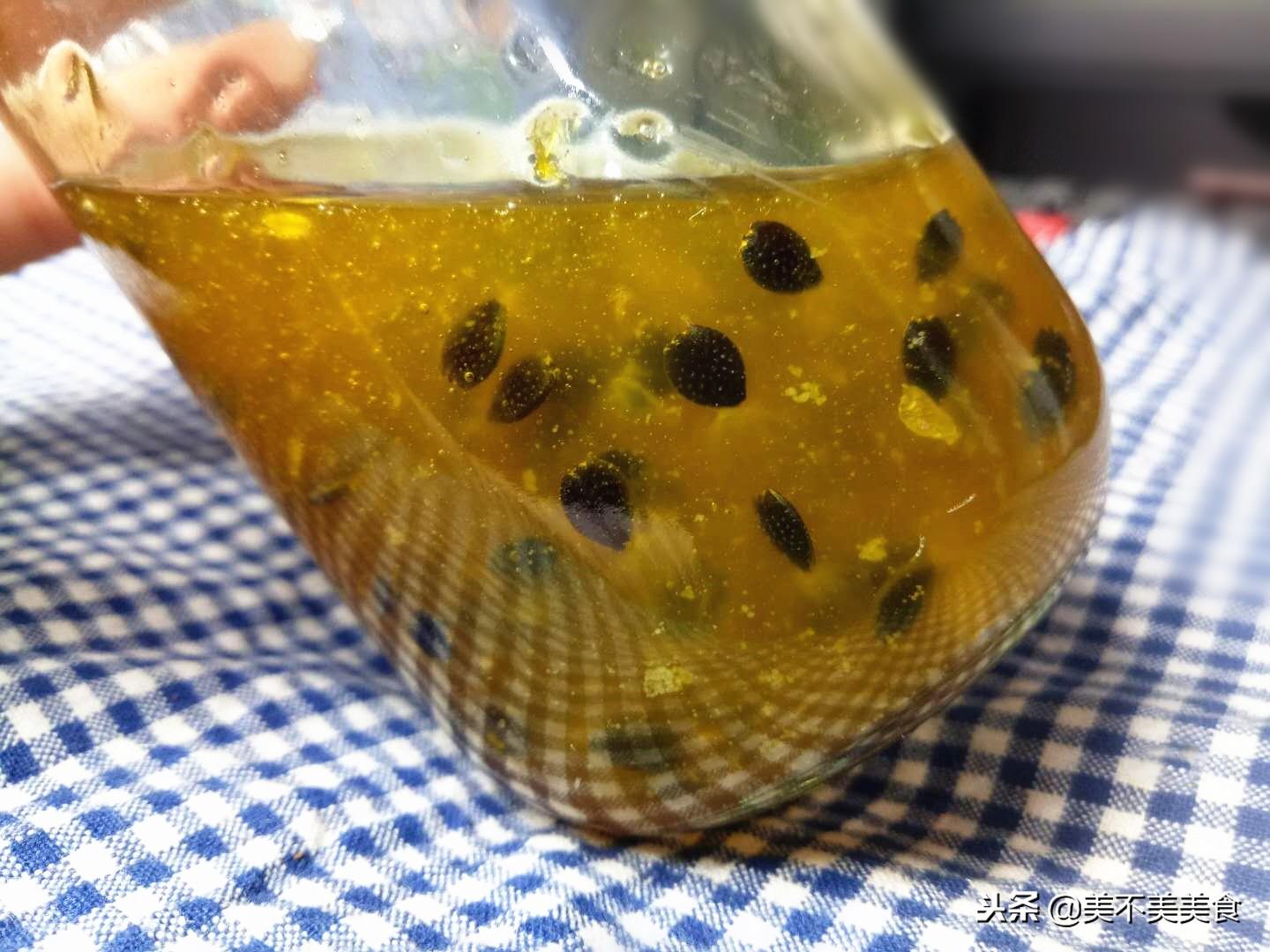 两个月宝宝喝多少水，新手爸妈必知的饮水指南